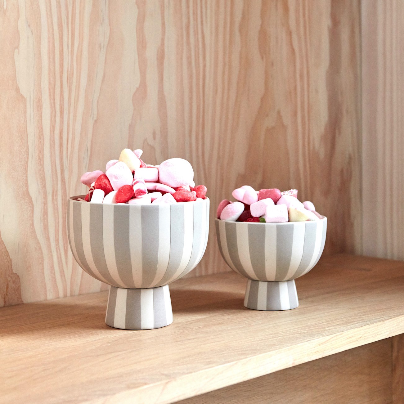 OYOY ケーキスタンド　Ø20 cm caramel-rose OYOY ケーキスタンド Ø20 cm caramel-rose OYOY Toppu Tray Keramik